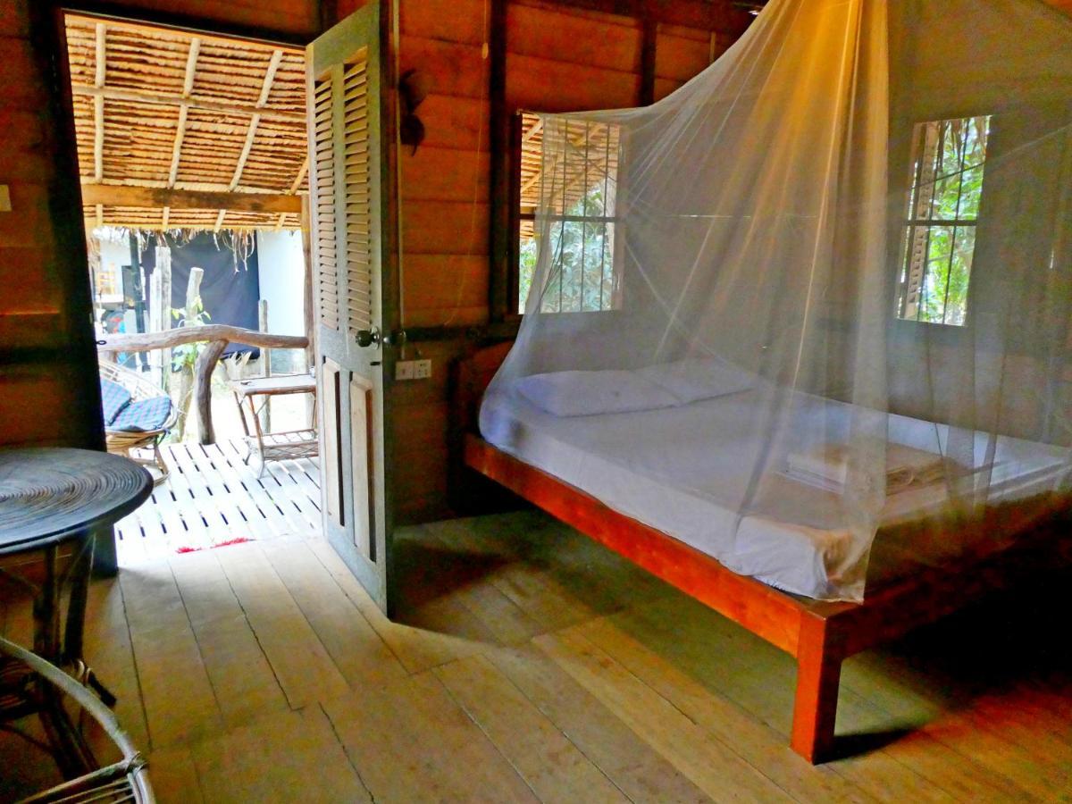 The Plantation Kampot Exterior photo